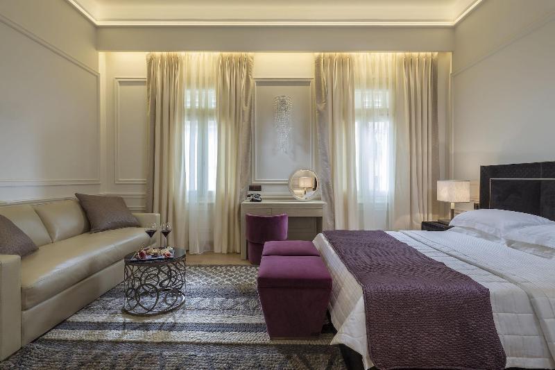 נאפפליו 3 Sixty Hotel & Suites מראה חיצוני תמונה